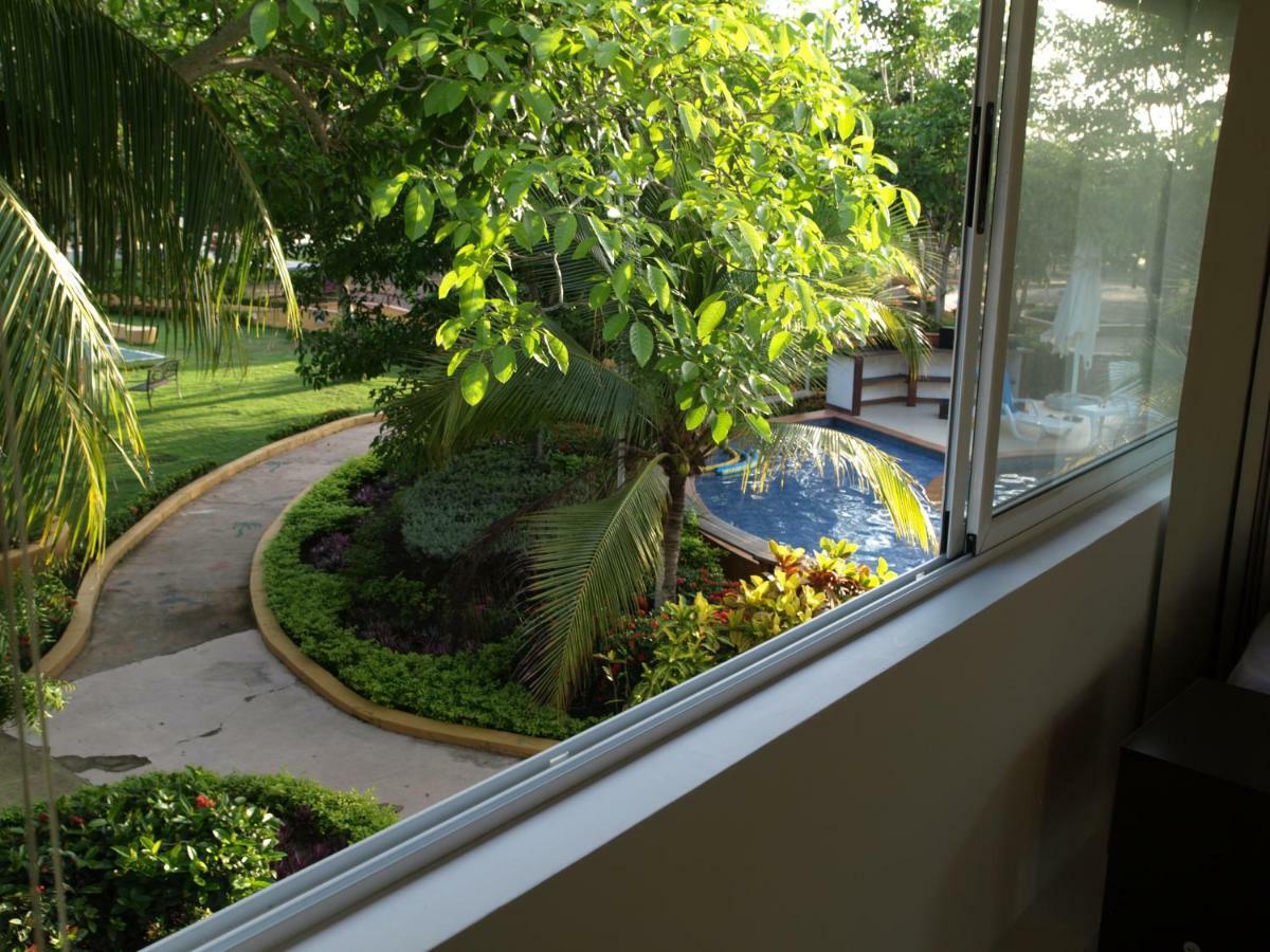 Hotel Beach Bungalows