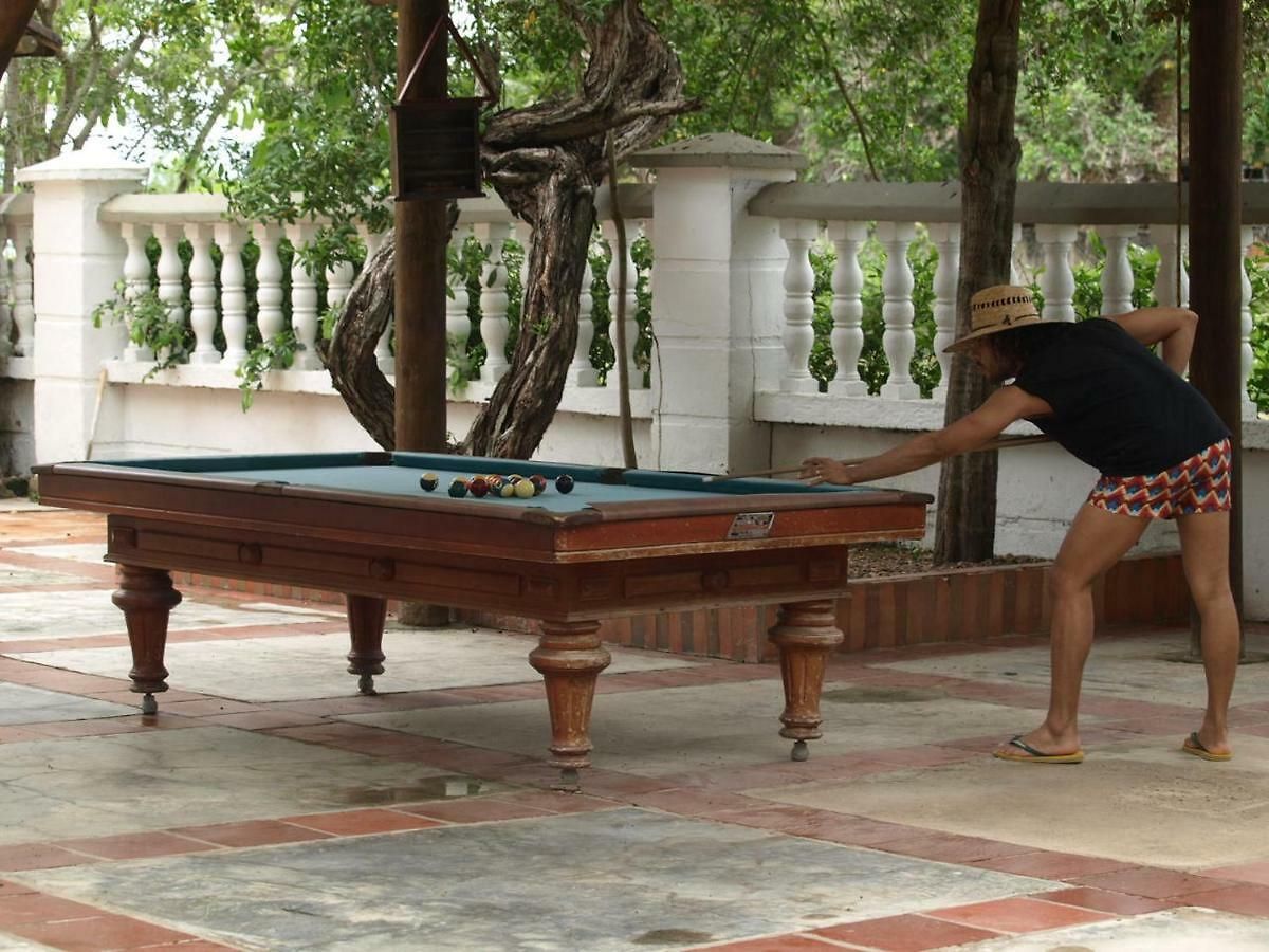 Beach Bungalows Hotel 3*