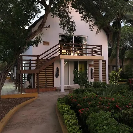Hotel Beach Bungalows Cartagena