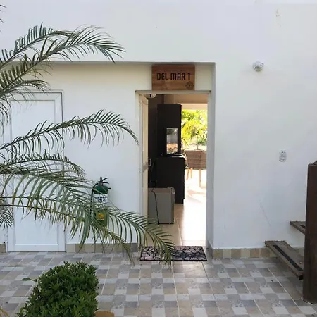 Beach Bungalows 3*